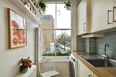 1 bedroom flat for sale, Tollington Way, London, N7