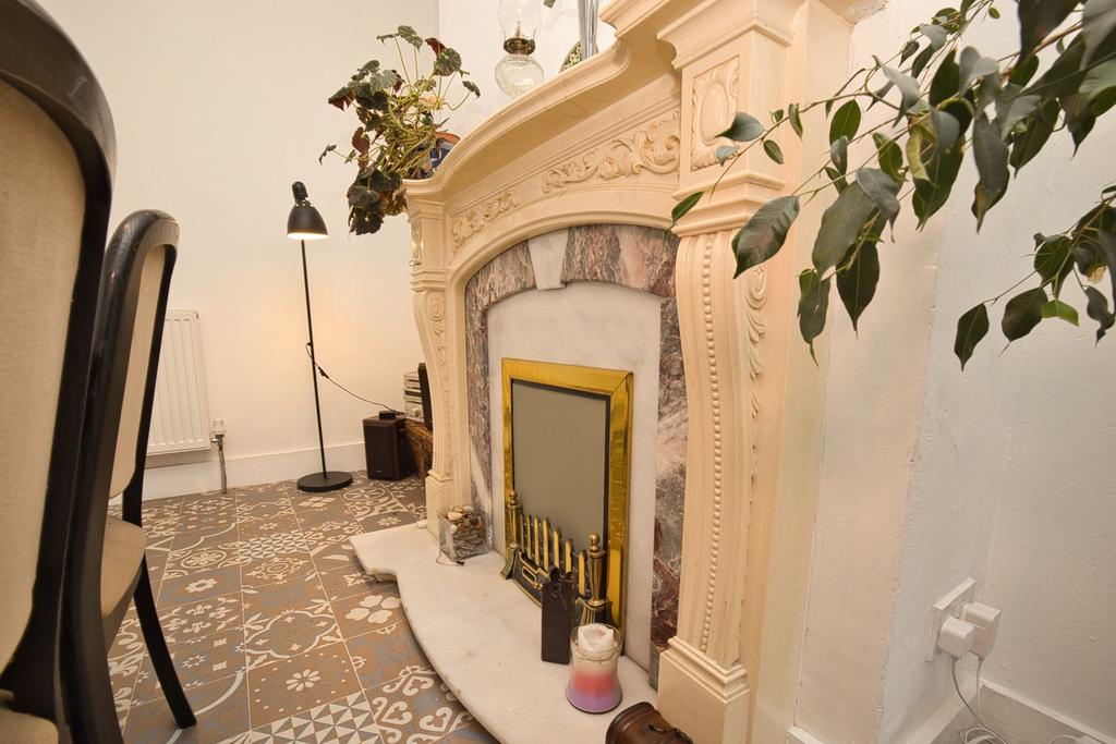 Picture 7