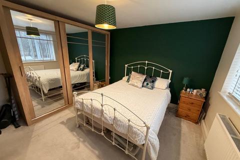 2 bedroom ground floor maisonette for sale, Woodhaw, Egham, Surrey, TW20
