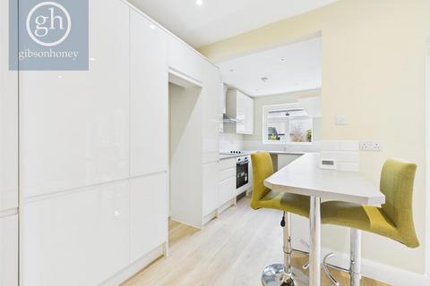 undefined, Manningtree Road, Ruislip HA4