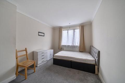 undefined, Danemead Grove, Northolt, Middlesex, UB5