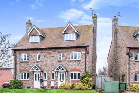 3 bedroom semi-detached house to rent, Reading Road, OX12