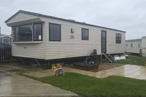 2 bedroom static caravan for sale, Flag Hill, Great Bentley, Colchester, CO7