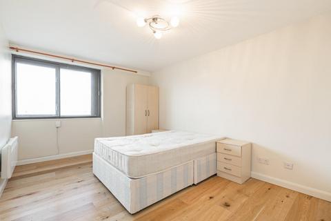 2 bedroom flat to rent, Cromwell Road, Earls Court, London, SW5
