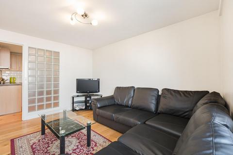 2 bedroom flat to rent, Cromwell Road, Earls Court, London, SW5