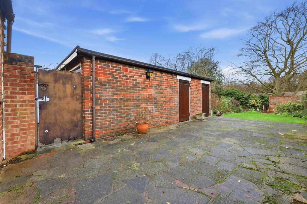 Outbuilding
