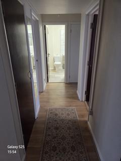 2 bedroom flat to rent, Lantern Close, Wembley HA0