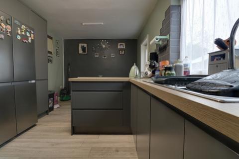 4 bedroom semi-detached house for sale, Foldings Parade, Scholes, Cleckheaton, West Yorkshire, BD19