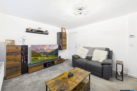 3 bedroom detached house for sale, Cover Drive, Askern, Doncaster, South Yorkshire, DN6
