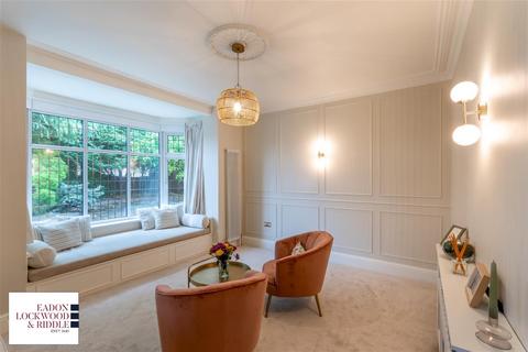 4 bedroom detached house to rent, The Oval, Bessacarr, Doncaster