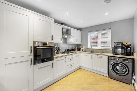 3 bedroom semi-detached house for sale, Blue Cedar Drive, PE21