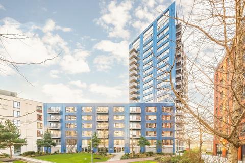 2 bedroom flat to rent, Botanic Square, London E14