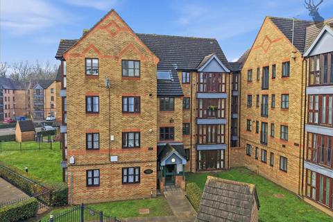 2 bedroom flat to rent, Tidworth Road, Bow E3
