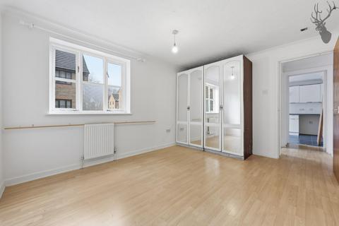 2 bedroom flat to rent, Tidworth Road, Bow E3