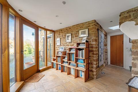 undefined, Tanners Lane Adderbury Banbury, Oxfordshire, OX17 3ET