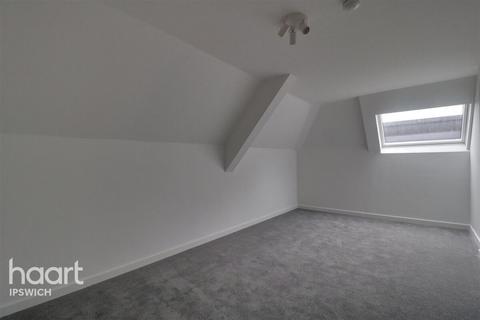 undefined, Lloyds Avenue, Ipswich
