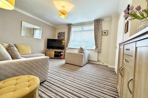 2 bedroom end of terrace house for sale, North Avenue, Washington, Tyne and Wear, NE37 2LF