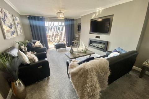 undefined, Fairfield Drive, Heckmondwike
