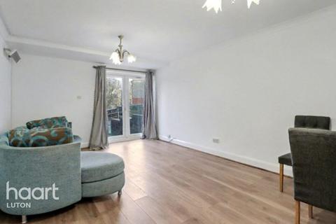 undefined, Knights Field, Luton