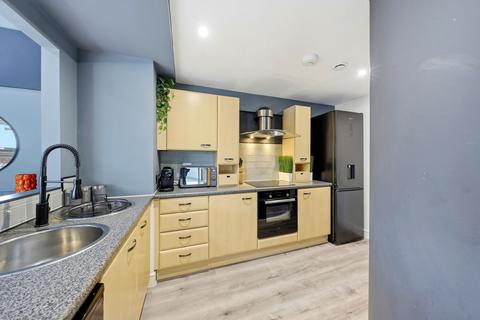 1 bedroom apartment for sale, Whitworth Street West, Manchester M1