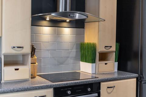 1 bedroom apartment for sale, Whitworth Street West, Manchester M1