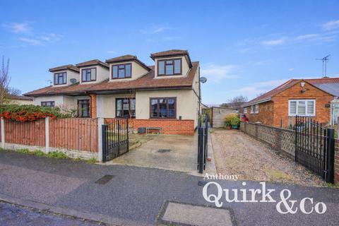 5 bedroom semi-detached house for sale, Long Road, Canvey Island, SS8