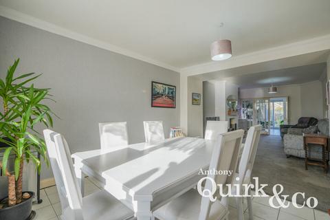 5 bedroom semi-detached house for sale, Long Road, Canvey Island, SS8