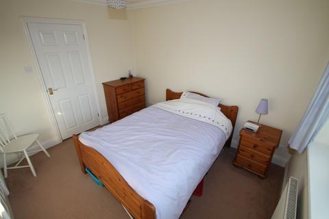 2 bedroom terraced house to rent, Gardner Place, Feltham, Middlesex, TW14