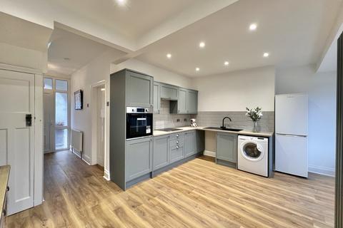 3 bedroom semi-detached house for sale, Cavendish Road, Bispham FY2