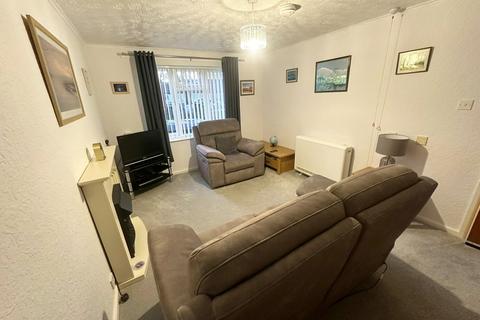 2 bedroom flat for sale, Pembroke Way, Hall Green, Birmingham, B28 9EX
