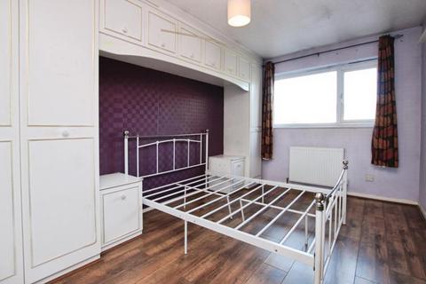 undefined, Courtlands, Bristol BS32