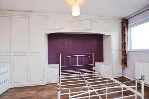 undefined, Courtlands, Bristol BS32