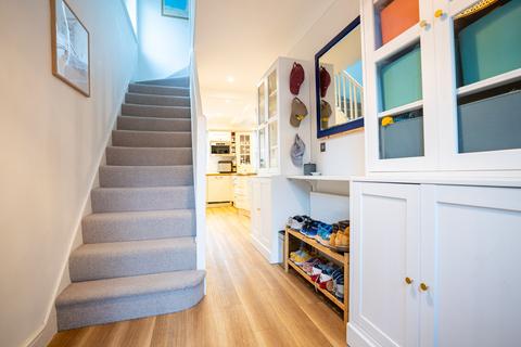 3 bedroom semi-detached house for sale, Langley Vale, Epsom