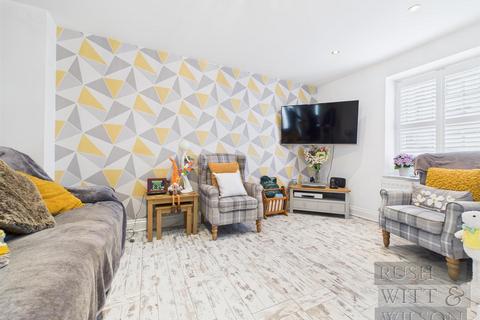2 bedroom terraced house for sale, Sedlescombe Road North, St. Leonards-On-Sea