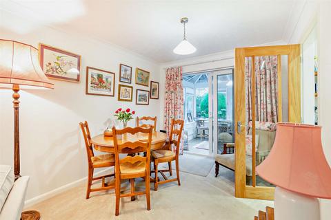 undefined, Ash Close, Uppingham, Rutland