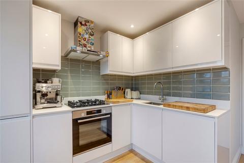 2 bedroom apartment for sale, Clapham Common North Side, SW4