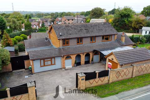 undefined, Turnpike Piece, 156 The Ridgeway, Astwood Bank, Redditch B96 6NJ