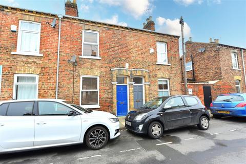 2 bedroom terraced house to rent, Warwick Street, York