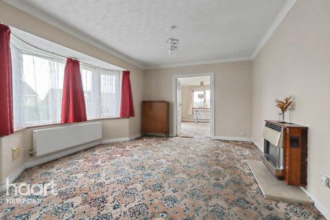 2 bedroom bungalow for sale, Wavell Drive, Newport