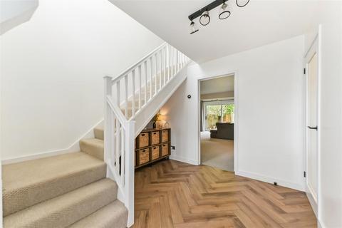 undefined, South Lane, Clanfield