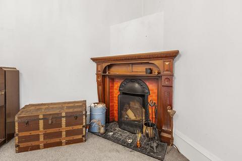 2 bedroom flat for sale, Redheugh Court, Kilbirnie, KA25