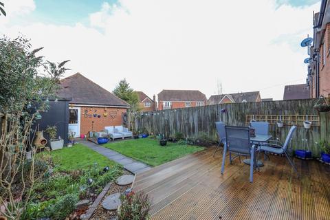 3 bedroom semi-detached house for sale, Folders Lane, Burgess Hill, RH15