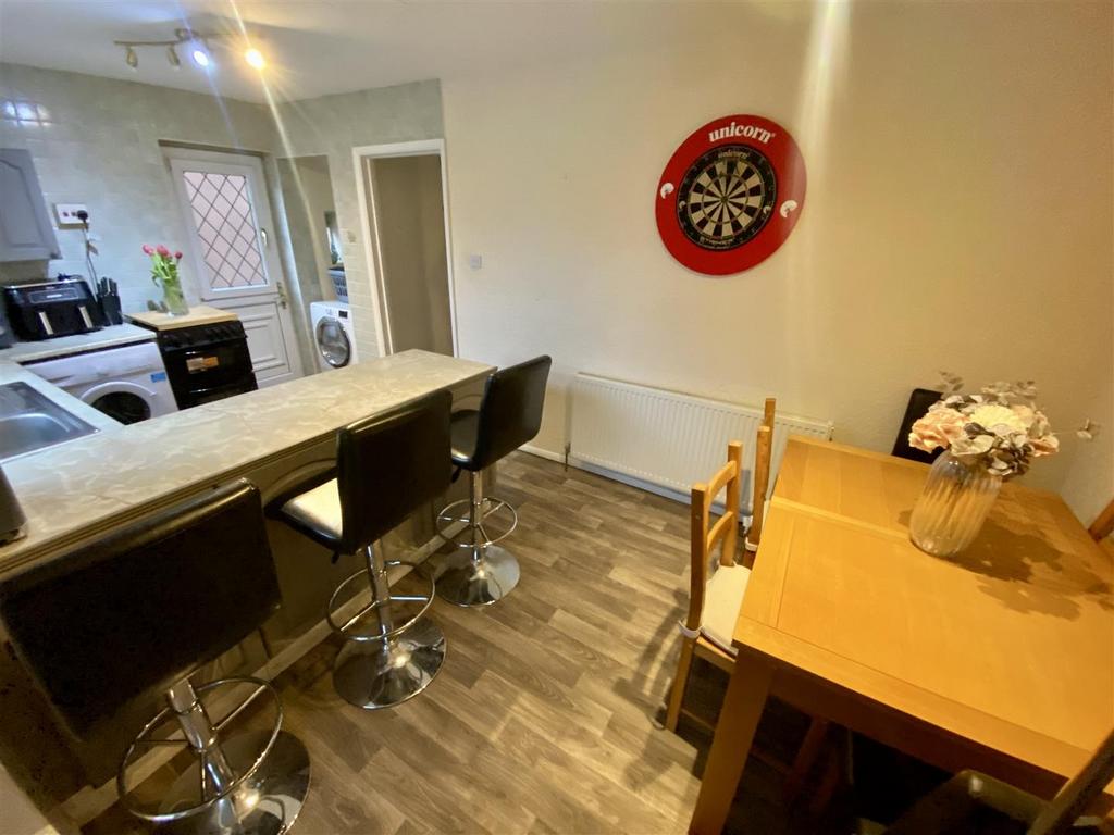 Bramleys Estate Agents - Thorsby Drive - Gomersal