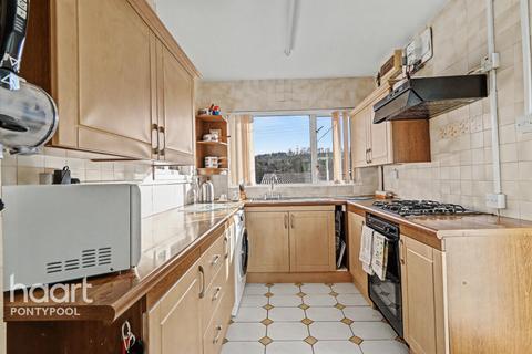 3 bedroom semi-detached house for sale, Berthon Road, Pontypool