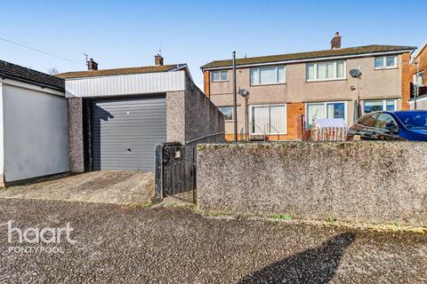 Berthon Road, Pontypool
