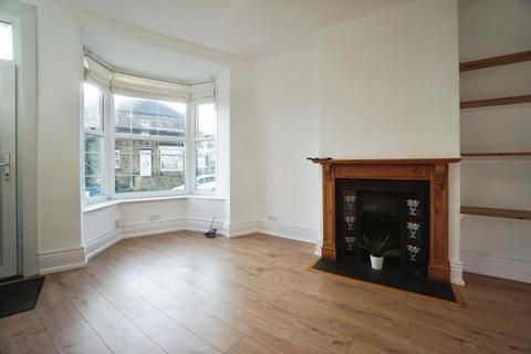 3 bedroom terraced house to rent, Springvale Road, Crookes, Sheffield