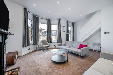 3 bedroom flat to rent, Chamberlayne Road, London NW10