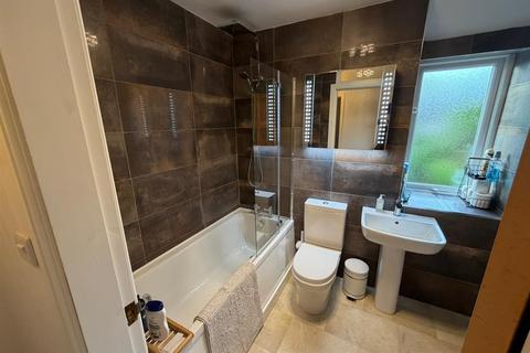 undefined, Ffordd Y Llan, Llysfaen, Colwyn Bay
