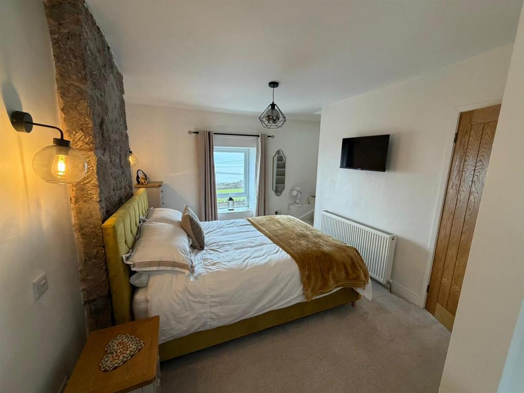Bedroom 3.jpeg