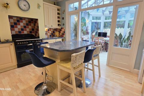 undefined, Brookside, East Barnet EN4